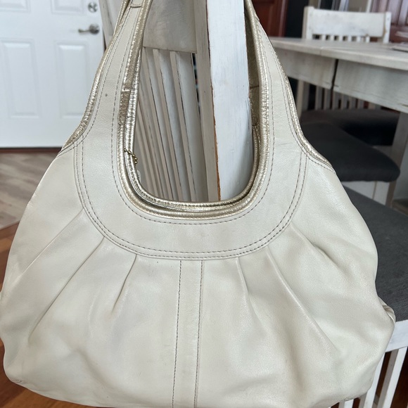 Coach F14379 ivory Ergo shoulder bag - Picture 3 of 16